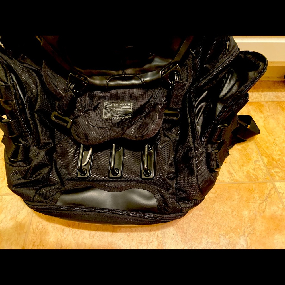 Oakley SI kitchen Sink backpack!